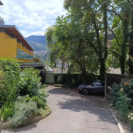 Jasmina With Free Parking